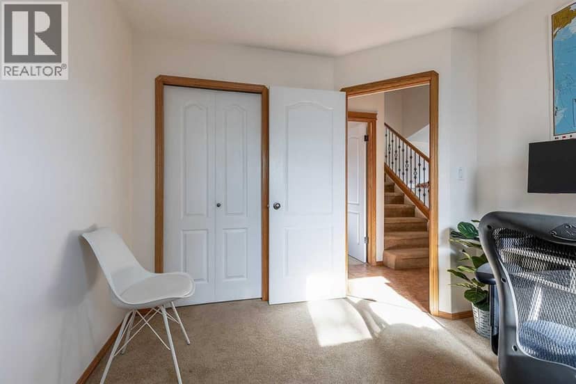 403 Sierra Boulevard SW — photo 20 of 40