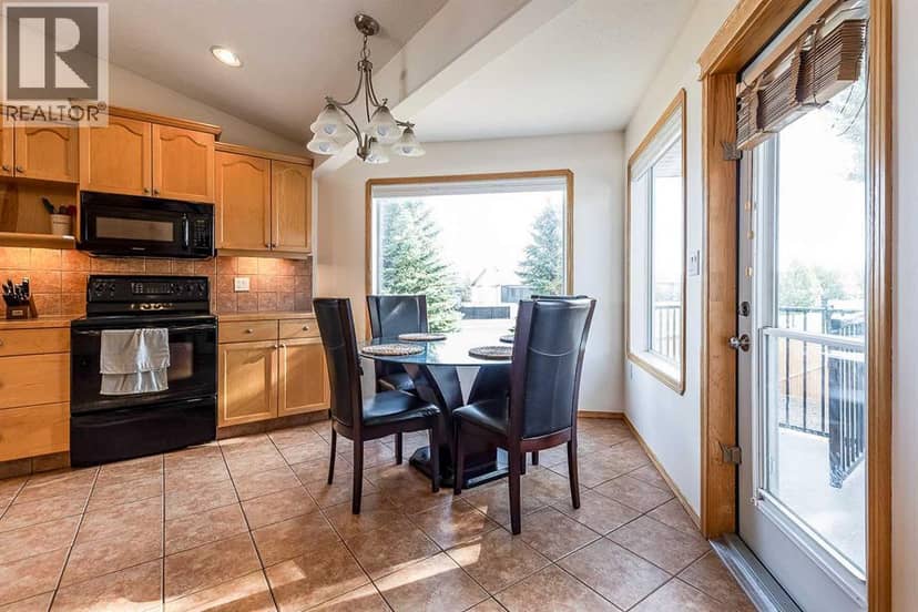 403 Sierra Boulevard SW — photo 16 of 40