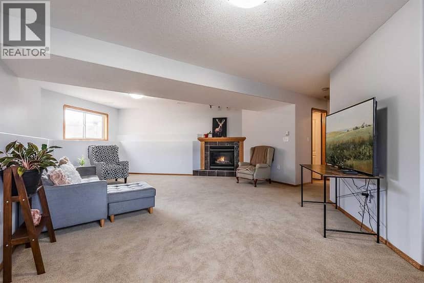 403 Sierra Boulevard SW — photo 30 of 40