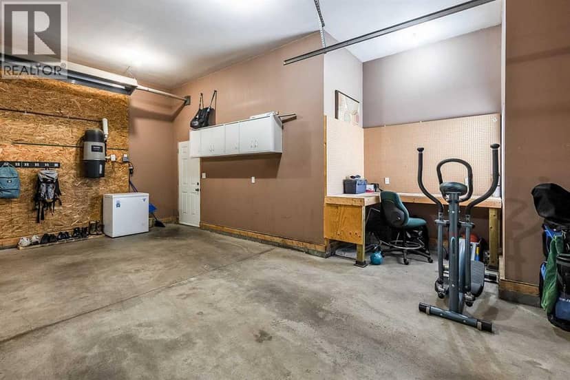 403 Sierra Boulevard SW — photo 39 of 40