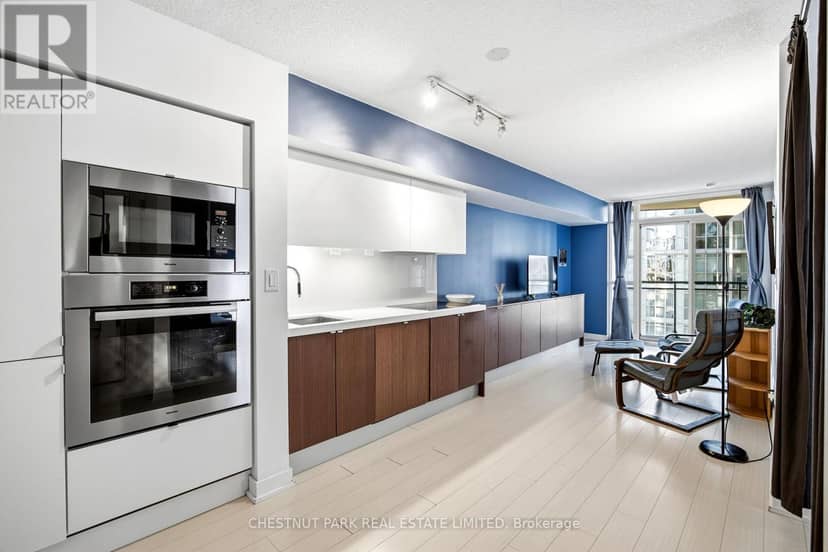 727 - 21 Iceboat Terrace, Toronto, photo 7
