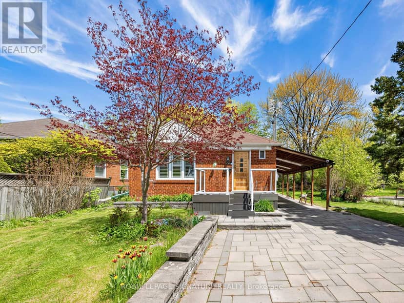 67 Ellington Drive, Toronto, photo 2