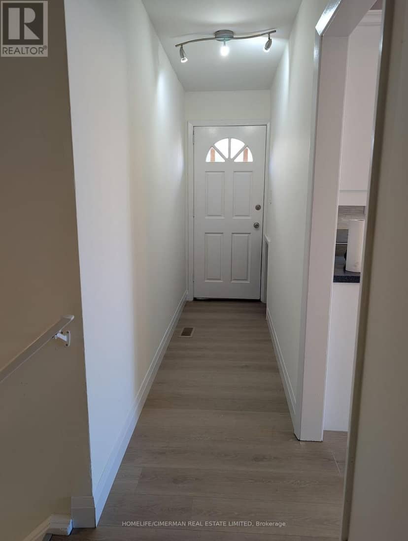 202 Durham Street, Oshawa, photo 8