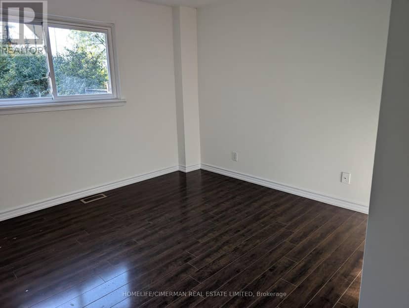 202 Durham Street — photo 9 of 28