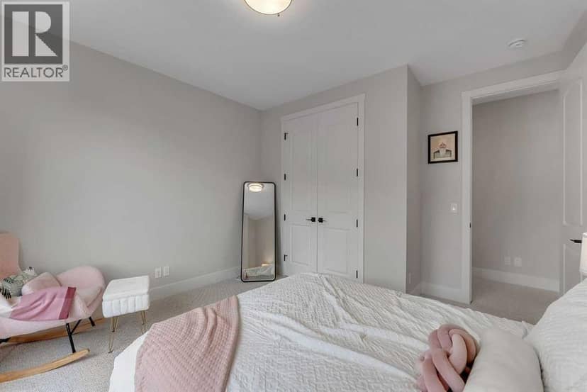 148 Crestridge Terrace SW — photo 36 of 40