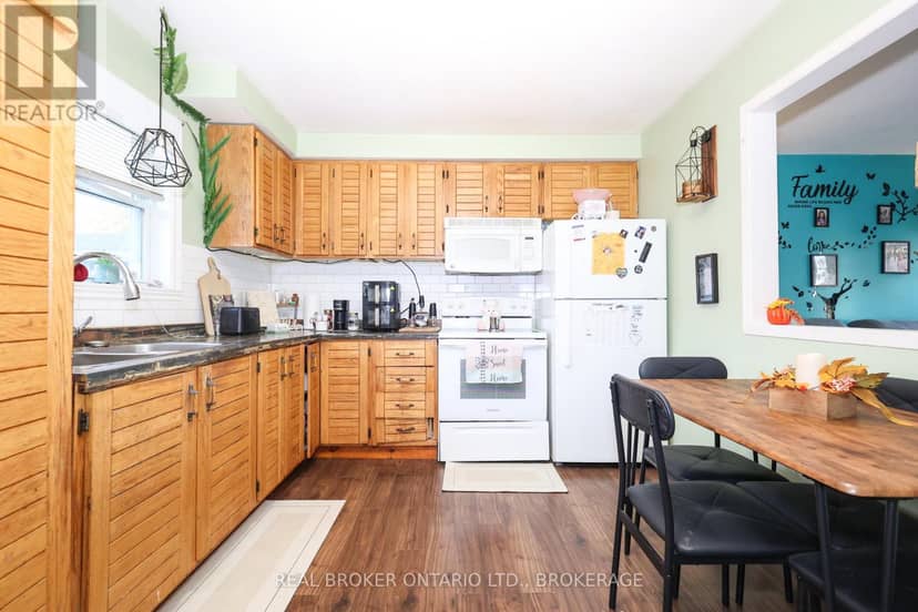 406 Dominion Street S — photo 10 of 35