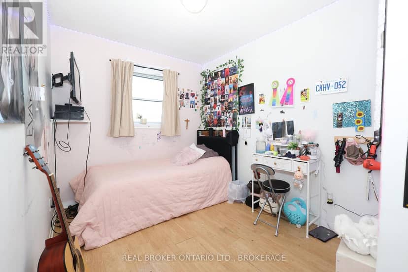 406 Dominion Street S — photo 19 of 35