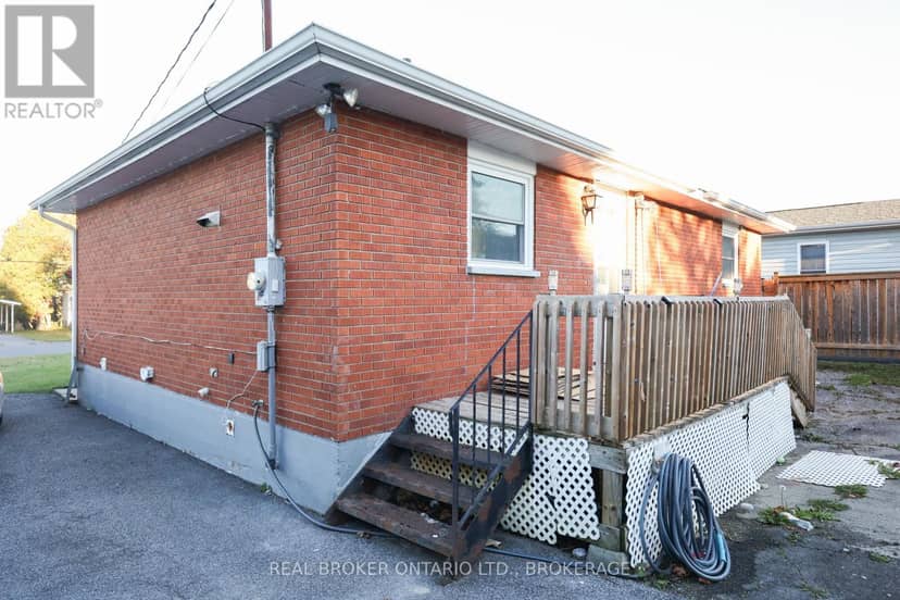 406 Dominion Street S, North Glengarry, photo 5