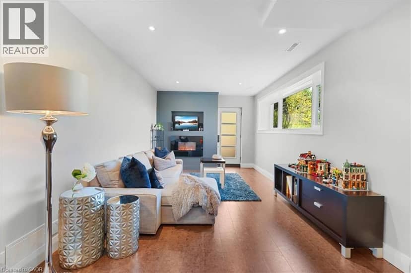1309 BEAUFORT Drive — photo 34 of 40