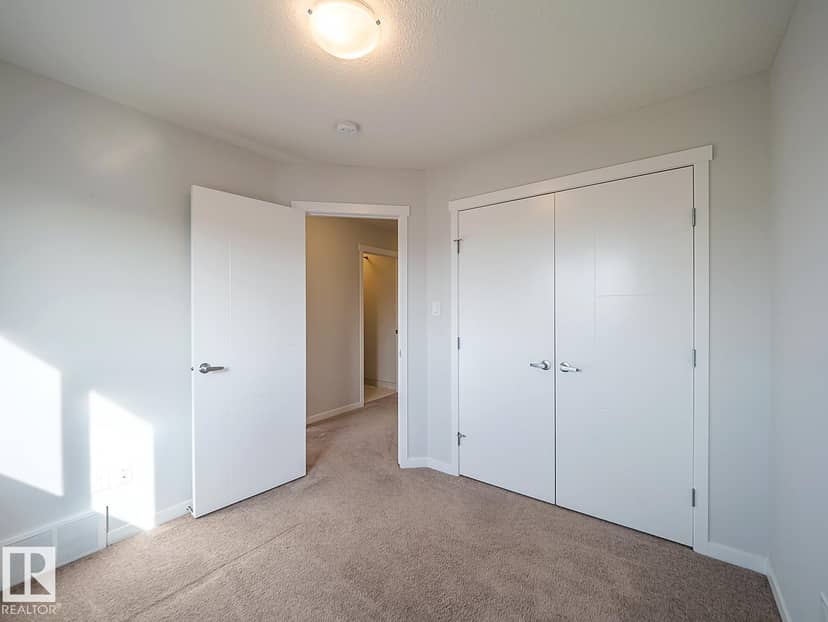 2211 16 AV NW — photo 34 of 40