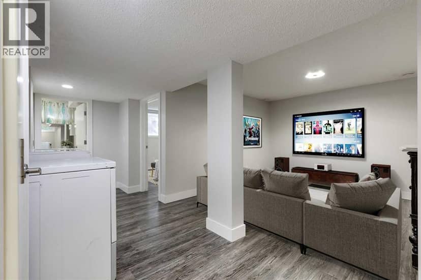 3216 15 Street NW — photo 27 of 40