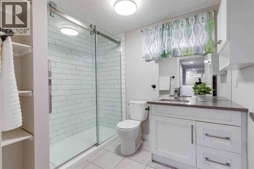 3216 15 Street NW — photo 32 of 40