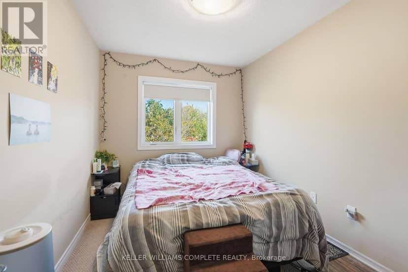 116 - 20 McConkey Crescent — photo 19 of 32