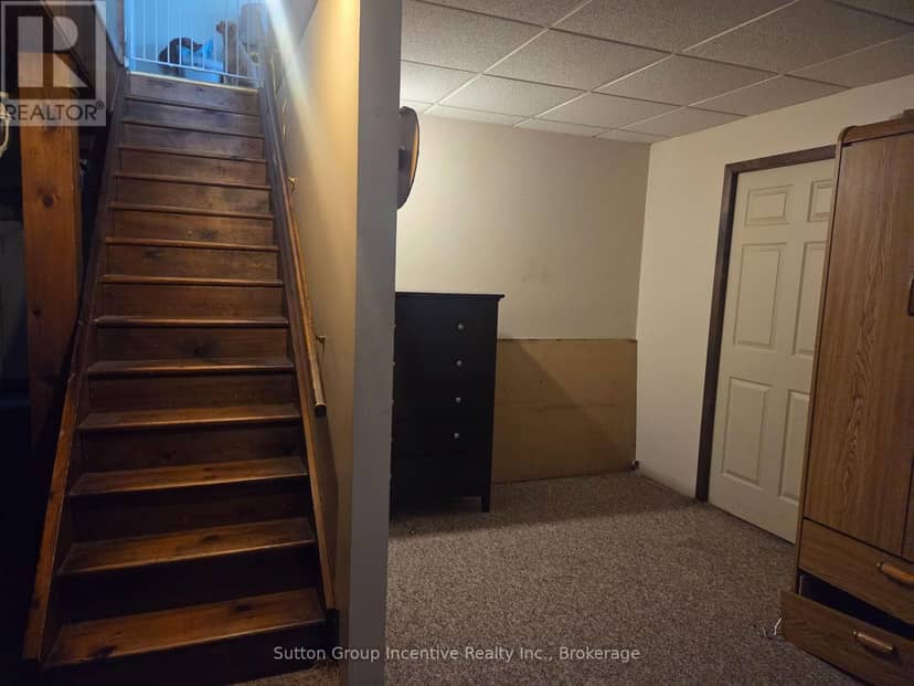 3985 Joyland Drive — photo 20 of 31