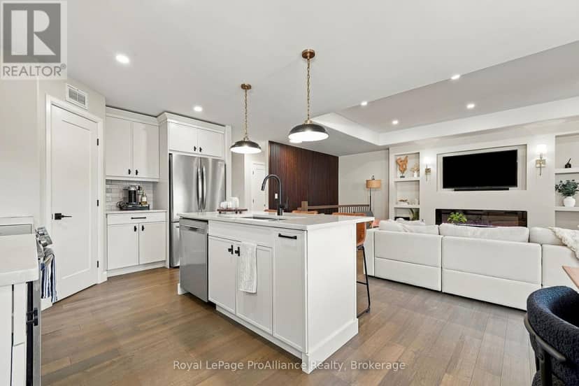 14 Horton Court — photo 13 of 40