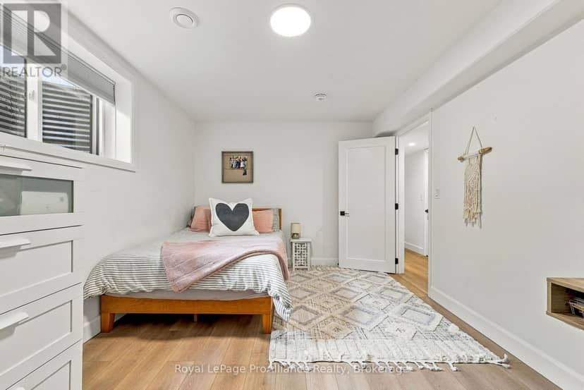 14 Horton Court — photo 38 of 40