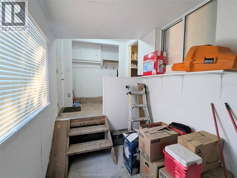 26 Priscilla STREET — photo 19 of 30