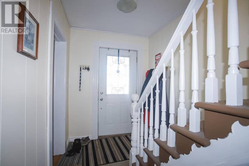 253 St. James ST — photo 16 of 32