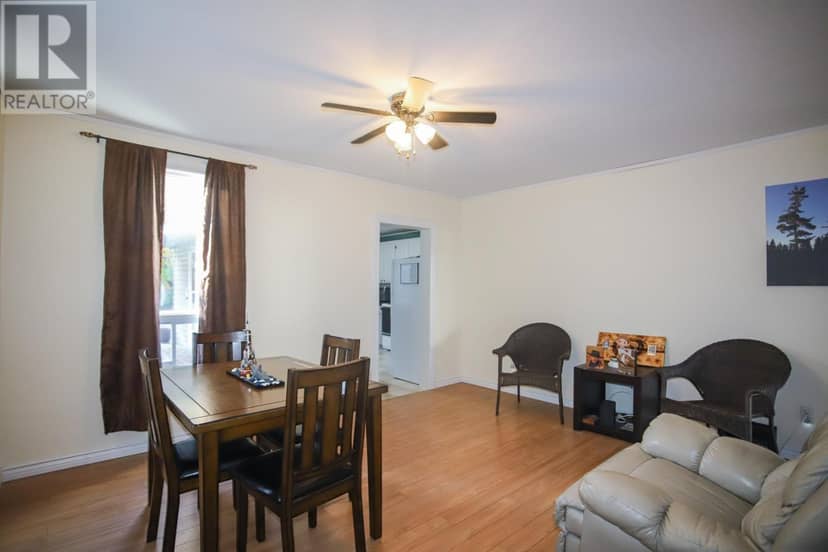 253 St. James ST — photo 7 of 32