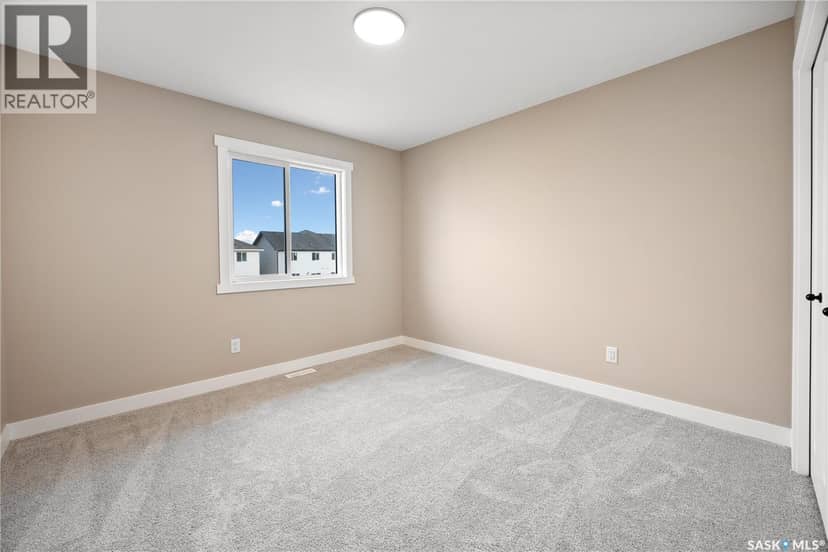 372 Froese CRESCENT — photo 28 of 38