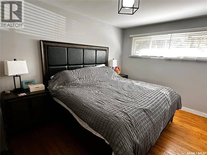 3818 Normandy AVENUE — photo 25 of 40