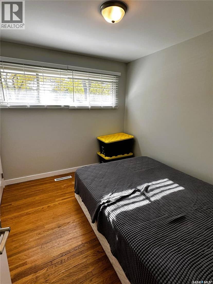 3818 Normandy AVENUE — photo 27 of 40