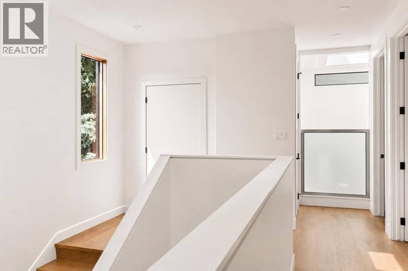 517 28 Avenue NW — photo 24 of 40