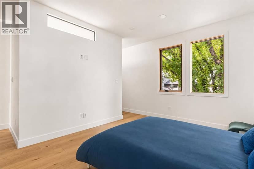 517 28 Avenue NW — photo 35 of 40