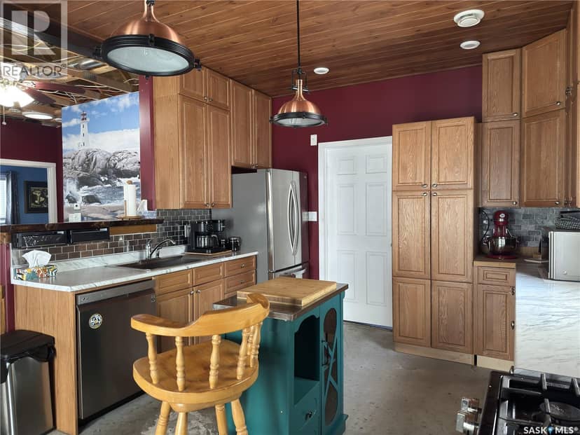 139 Lakeview DRIVE — photo 17 of 40