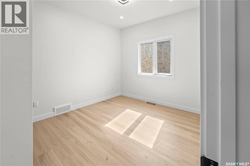 859 Nightingale ROAD — photo 17 of 33