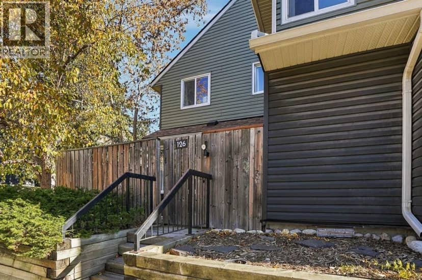 126, 33 Glamis Green SW, Calgary, photo 2