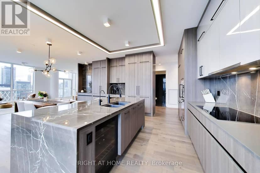 PH102 - 30 Nelson Street, Toronto, photo 6