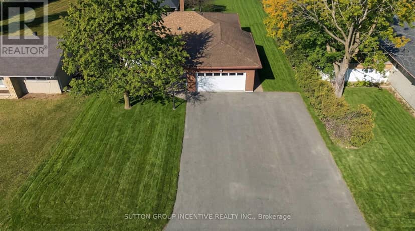 1926 Innisfil Beach Road, Innisfil, photo 2