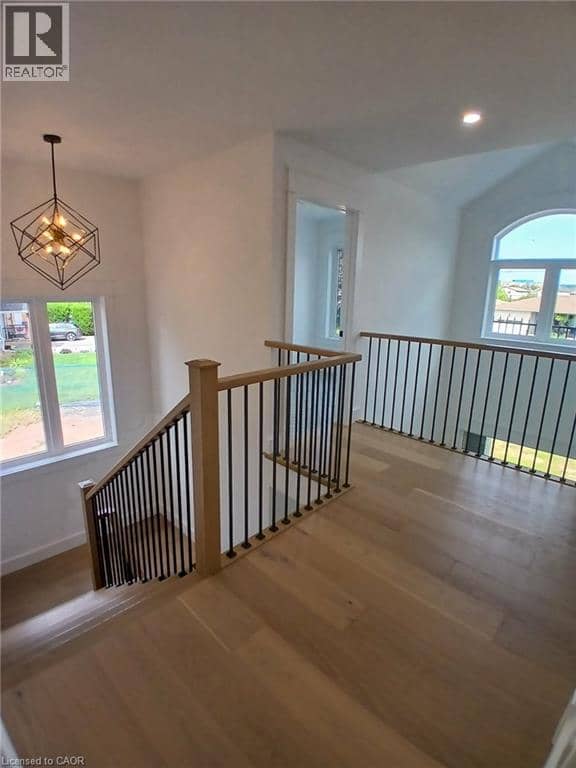 143 MARGARET Avenue, Stoney Creek, photo 8