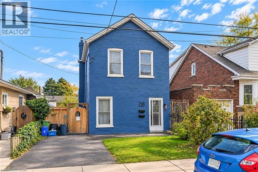 218 CATHARINE Street N, Hamilton, photo 2