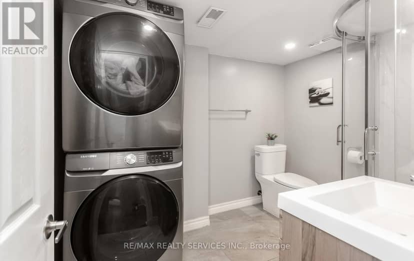 40 - 5659 Glen Erin Drive — photo 25 of 31