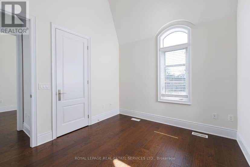 257 Hanover Street — photo 23 of 40