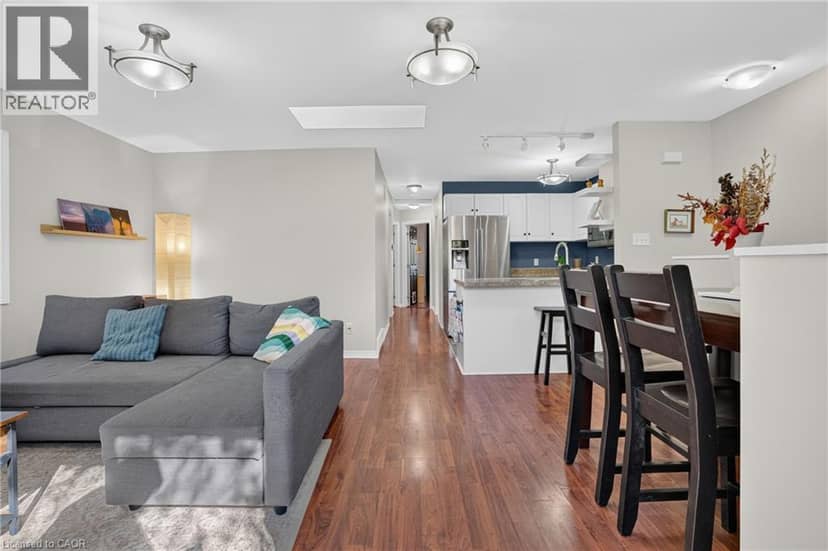 26 HURON Street — photo 12 of 40