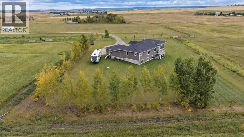 263155 Range Road 14, Rural Rocky View County, photo 2