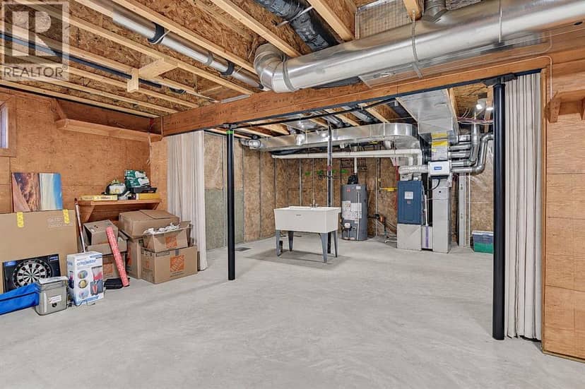 8910 94 Avenue — photo 31 of 32