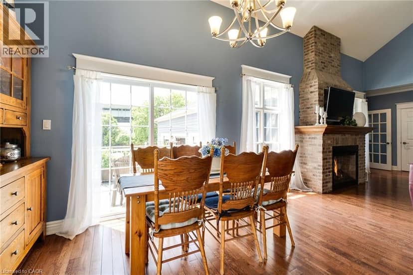 1026 BEACH Boulevard — photo 15 of 40