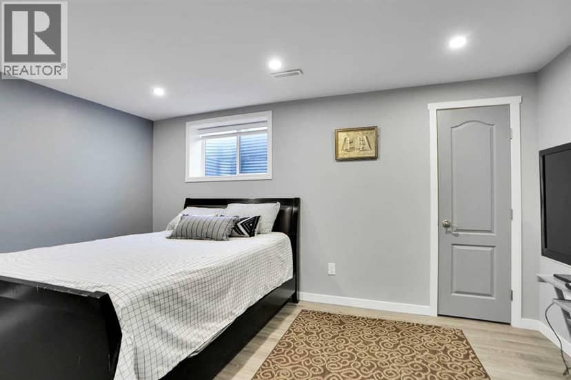 91 Copperstone Gate SE — photo 38 of 40
