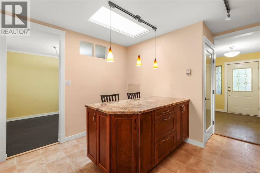 765 Nicolls Dr — photo 22 of 39