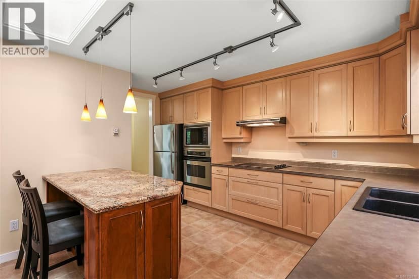 765 Nicolls Dr — photo 19 of 39