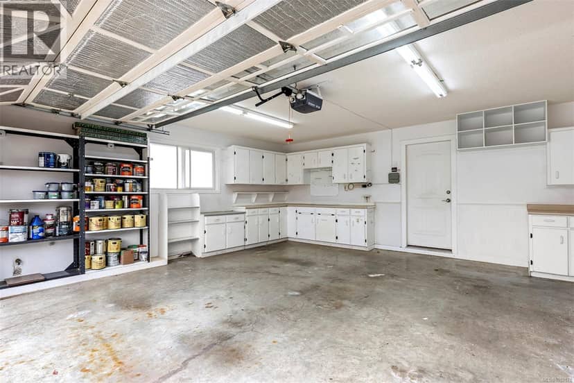 765 Nicolls Dr — photo 12 of 39