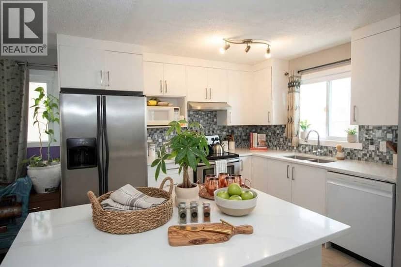 379 Falmere Road NE, Calgary, photo 4