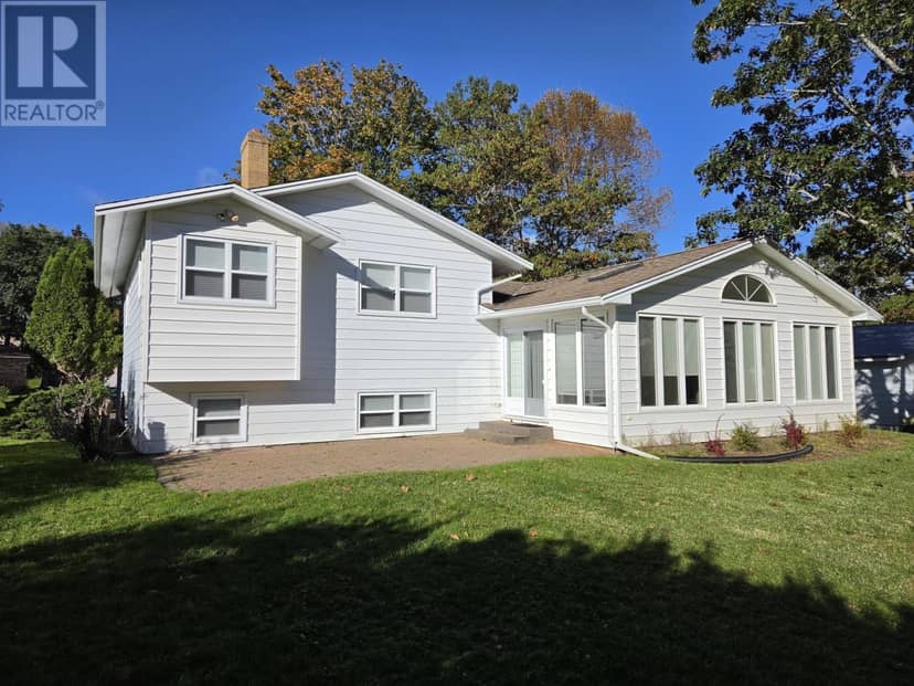 71 Harris Avenue — photo 26 of 28