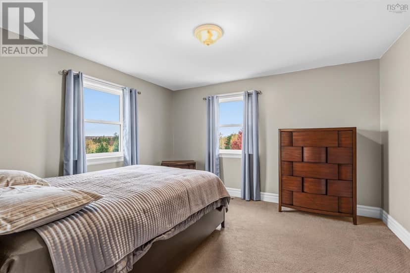 74 Bonavista Avenue — photo 40 of 40