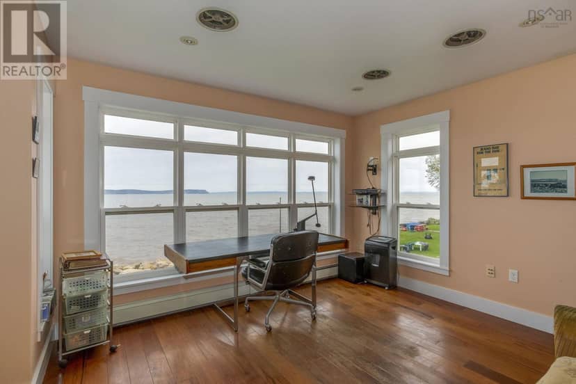 157/161 Beach Row — photo 21 of 40