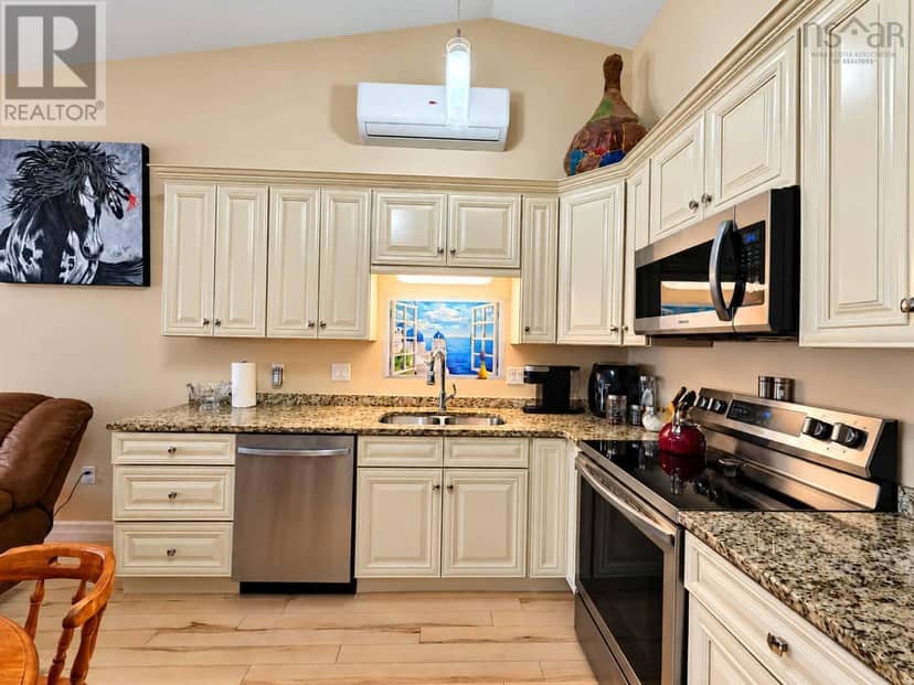 8 Covington Place — photo 13 of 37